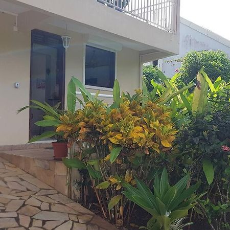 Villa En Pleine Nature Situee A 5Min D'Une Plage Le Gosier  Exterior foto